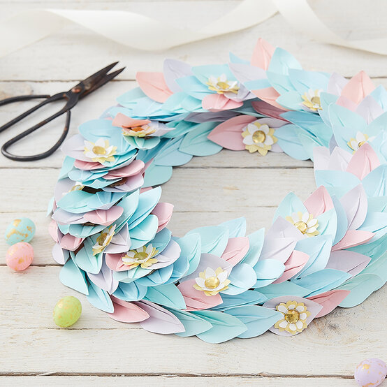 spring-paper-wreath.jpg?sw=554&q=85