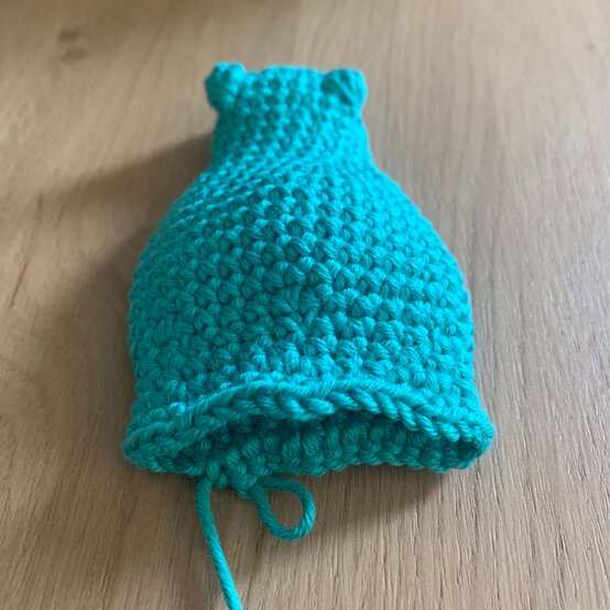 Idea_how-to-crochet-amigurumi-safari-animals_crocodile_step1b.jpg?sw=554&q=85