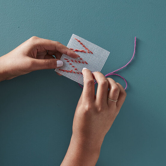 get_started_in_bargello_82.jpg?sw=554&q=85