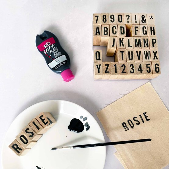 Idea_how-to-make-a-quilted-stocking_step8a.jpg?sw=554&q=85