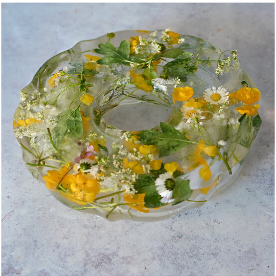 botanical-bundt_ice-play-ideas16.jpg?sw=554&q=85