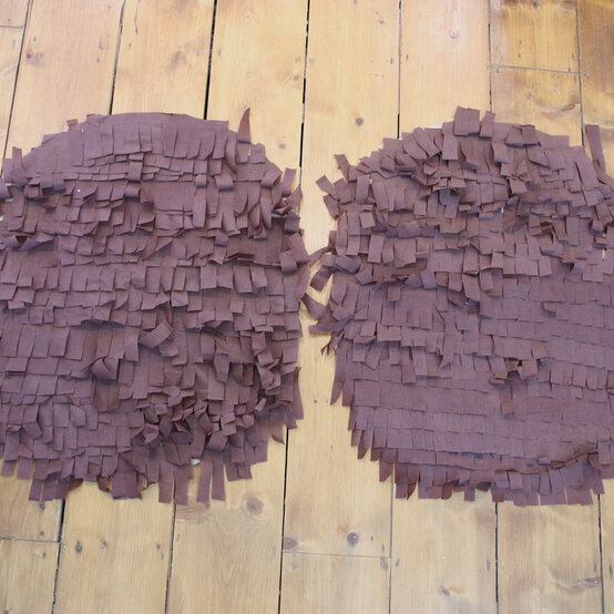 fing_glue_step_3c.jpg?sw=554&q=85