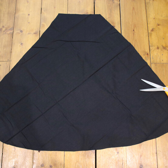 worst_witch_fabric_step_1.jpg?sw=554&q=85