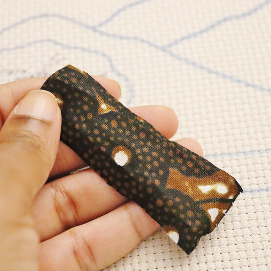 winterpunchneedle_step4.jpg?sw=554&q=85