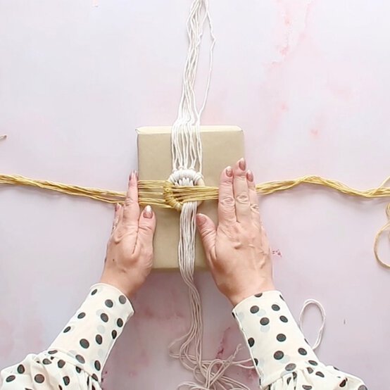 How_to_Gift_Wrap_with_your_yarn_scraps_Macrame%206.jpeg?sw=554&q=85