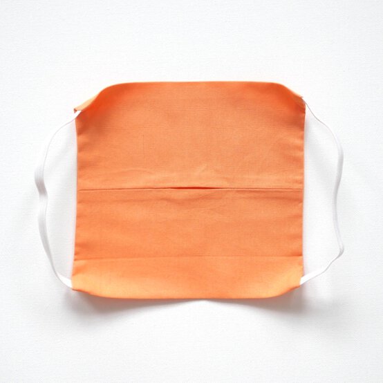 How%20to%20make%20a%20face%20mask%20Step%209.jpeg?sw=554&q=85