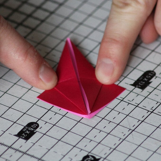 origami-baubles-7c.jpg?sw=680&q=85