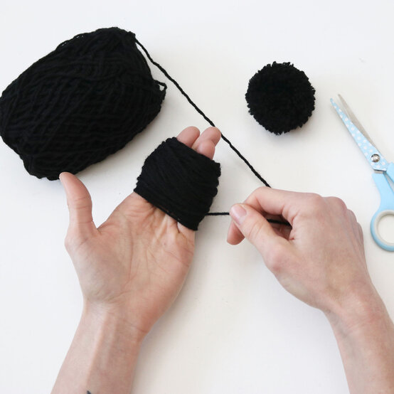 how_to_make_a_ladybird_costume_ladybird_step3-square.jpg?sw=554&q=85