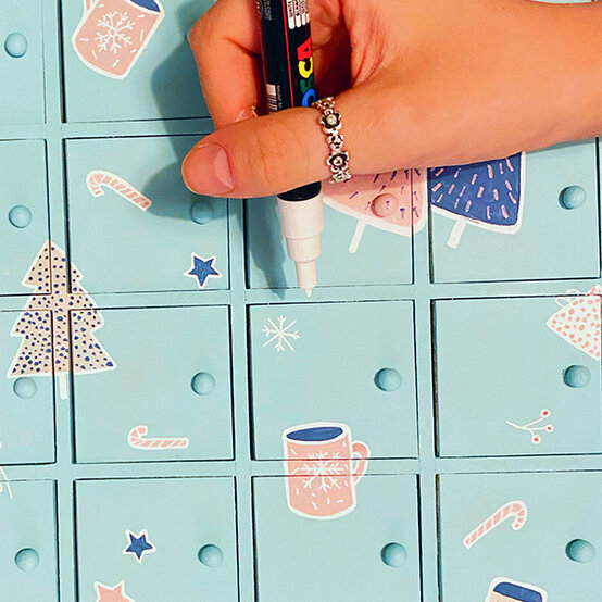 wooden-advent-house-5.jpg?sw=554&q=85