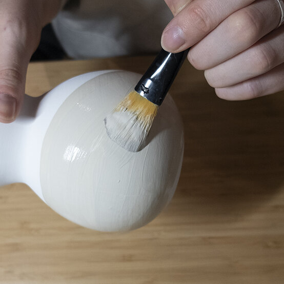 minimal-mothers-day-vase-1.jpg?sw=554&q=85