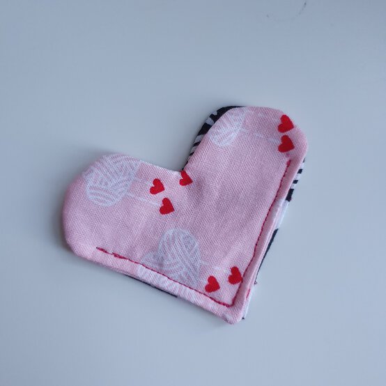 bookmark_-fabric_8.jpg?sw=554&q=85