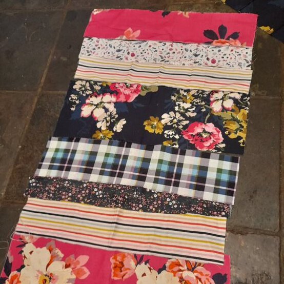 how_to_make_a_decorative_floor_pillow_1b.jpg?sw=554&q=85