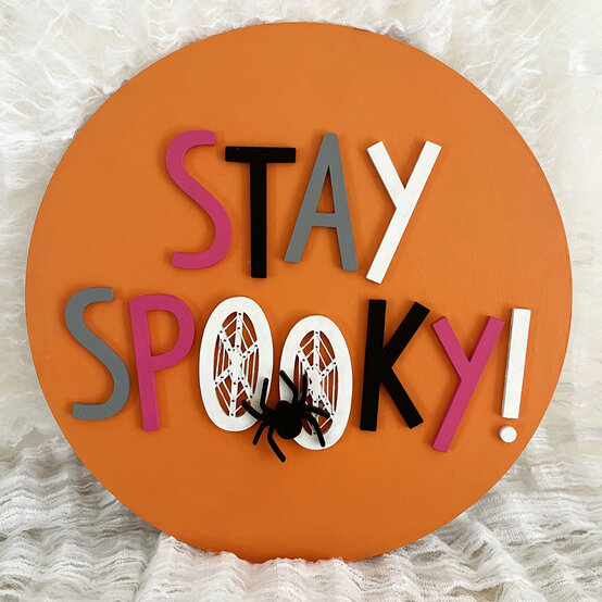 Idea_glowforge-how-to-make-a-halloween-sign_step8.JPG?sw=554&q=85