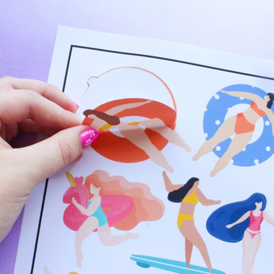 Cricut_Stickers_Step6_EDIT.jpg?sw=554&q=85