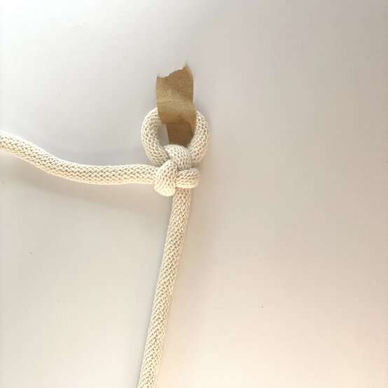 Idea_macrame-stash-busting-_bracelet-STEP5.jpg?sw=554&q=85