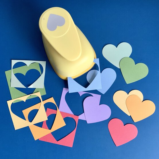 valentinesdaywaterfallcard3.jpg?sw=554&q=85