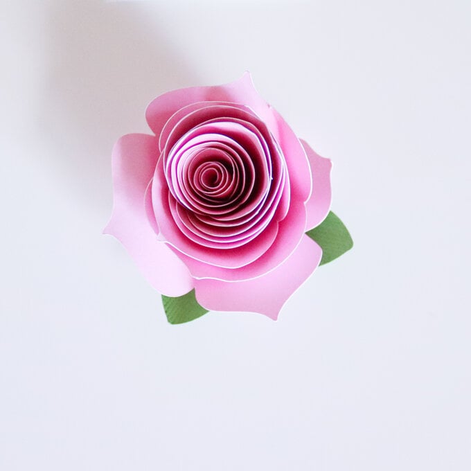 cricut-5-flowers-rose-step-3.jpg?sw=680&q=85