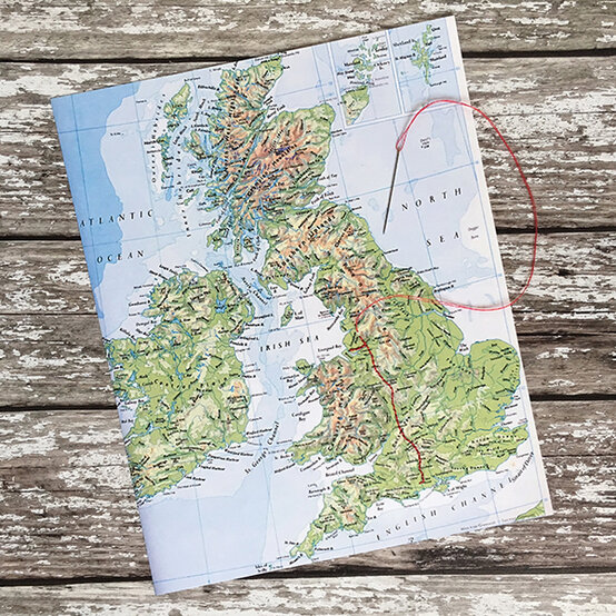 scrapbook-layout-step2.jpg?sw=554&q=85