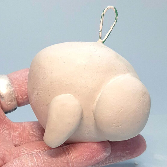 idea%5Fnovelty%2Dchristmas%2Ddecorations%2Dfrog%5Fstep%2D31.jpg?sw=554&q=85