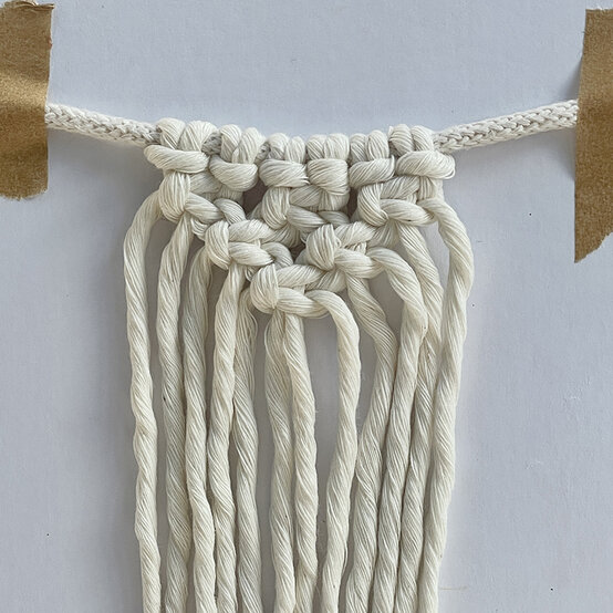 Idea_macrame-stash-busting-_hairclip-STEP5.jpg?sw=554&q=85