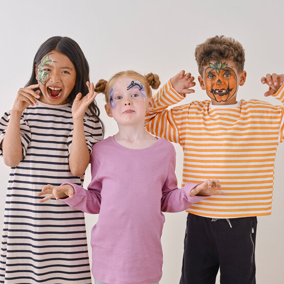 idea_halloween-party-ideas_face.jpg?sw=554&q=85