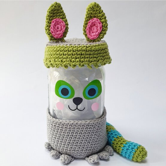 Idea_%20how-to-upcycle-jars-with-crochet_step9.jpg?sw=554&q=85