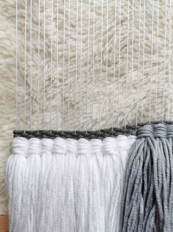 christmassceneweaving_step-9.jpg?sw=554&q=85