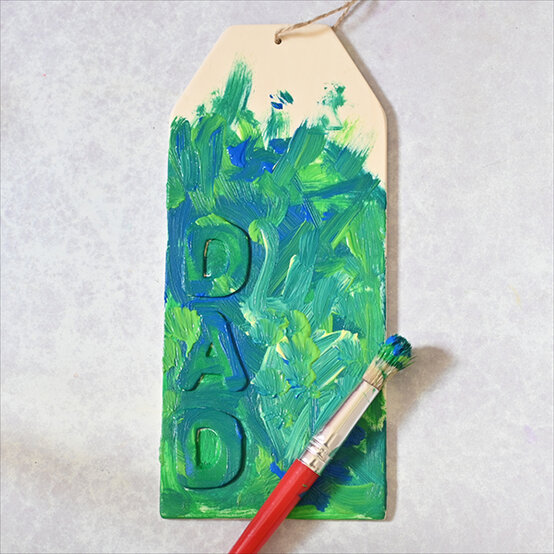 4_father_days_gifts_using_wooden_blanks_wall_hanging_4.jpg?sw=554&q=85