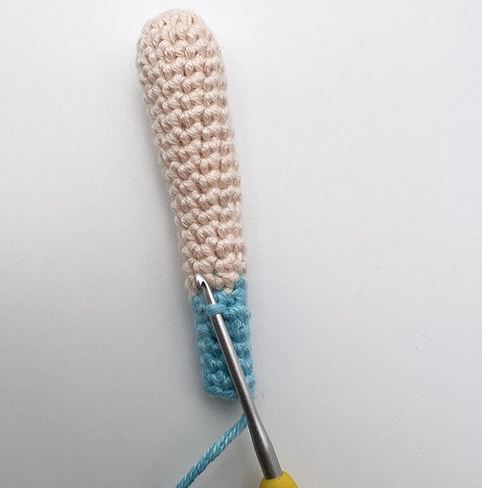 How-to-Crochet-an-Amigurumi-David-Attenborough_Cuffs.jpg?sw=680&q=85