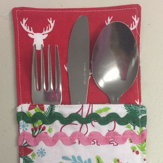 How to Sew Christmas Cutlery Wraps Hobbycraft
