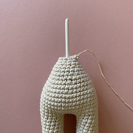 Idea_how-to-crochet-an-amigurumi-rabbit_NeckDowell.jpg?sw=554&q=85