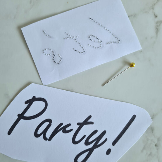 idea%5Fretro%2Dbuttercream%2Dcake%5Fstep%2D16.jpg?sw=554&q=85