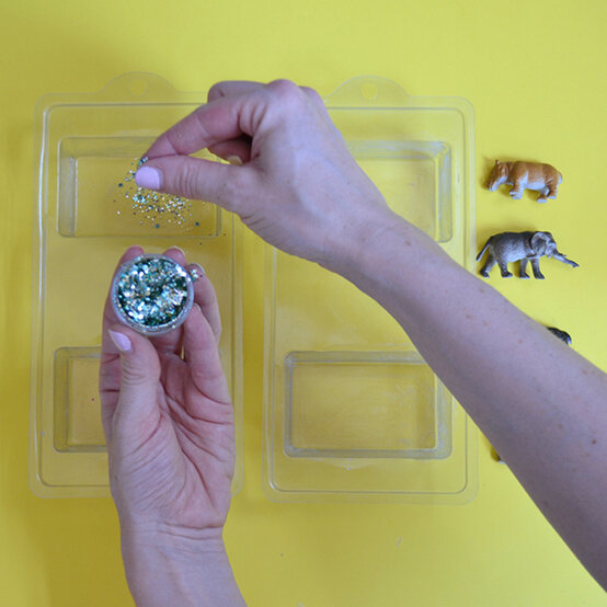 jungle-themed-party-animal-soaps-5.jpg?sw=554&q=85