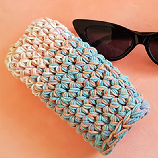 ideas%5Fmain%5Fhow%2Dto%2Dcrochet%2Da%2Dsunglasses%2Dcase.png?sw=554&q=85