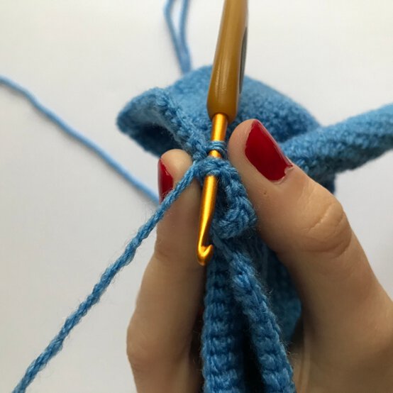 How_to_make_an_amigurumi_octopus_Pieter_Body_12.jpeg?sw=554&q=85