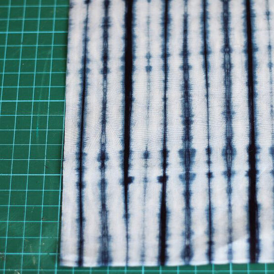 idea%5Fhow%2Dto%2Dsew%2Da%2Dpatchwork%2Dblanket%5Fstep%2D27.jpg?sw=554&q=85