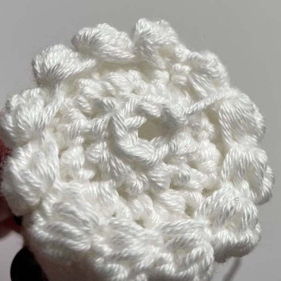 ideas%5Fhow%2Dto%2Dcrochet%2Da%2Dhalloween%2Dwreath%5Fghosts%5F2.jpg?sw=554&q=85