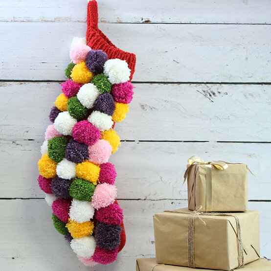 idea_stocking-ideas-to-make-this-christmas_pom.jpg?sw=554&q=85