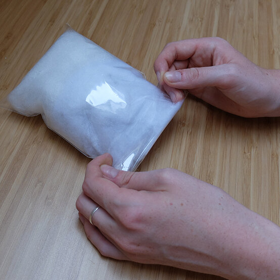 halloween-ghost-squishy-2.jpg?sw=554&q=85