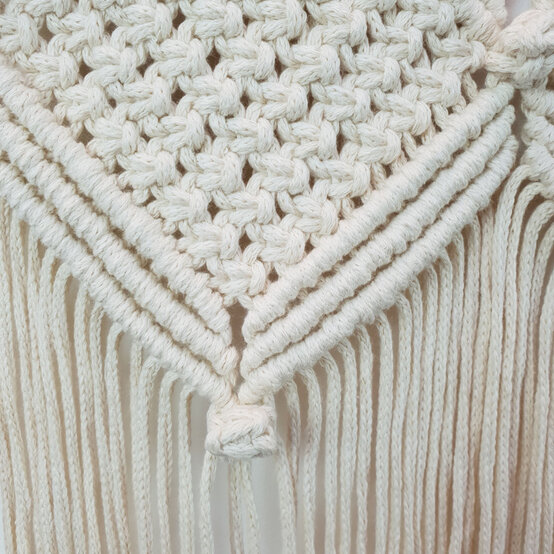 macrame_bridal_backdrop_macrame_34.jpg?sw=554&q=85