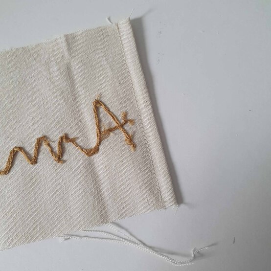 Idea_how-to-make-an-embroidered-stocking_step10e.jpg?sw=554&q=85