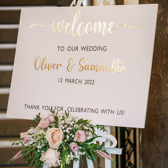 artisan-jackie-rosano-wedding-welcome-sign.jpg?sw=554&q=85