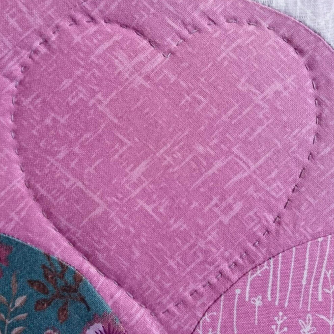 How to Sew a Floral Clam Quilt Hobbycraft