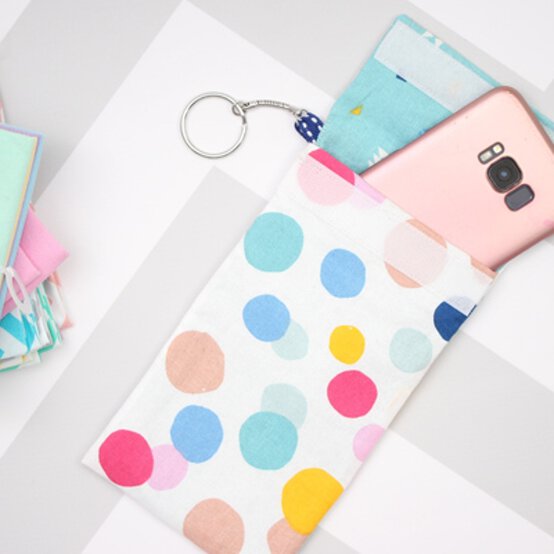 25-things-to-sew-keyring-phone-case.jpg?sw=554&q=85