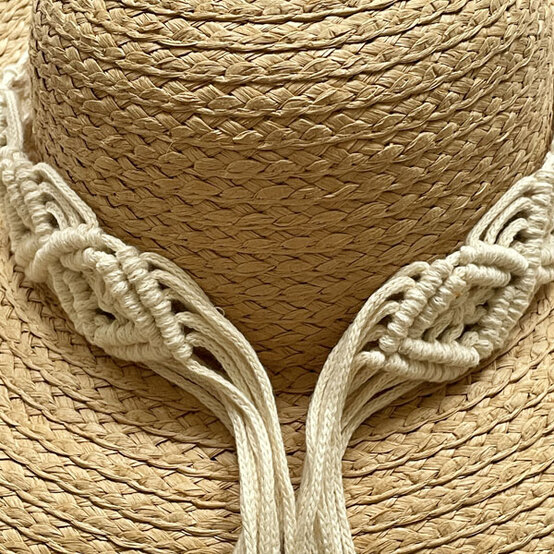 idea_how-to-make-a-macrame-hat-accessory_step_11.jpg?sw=554&q=85