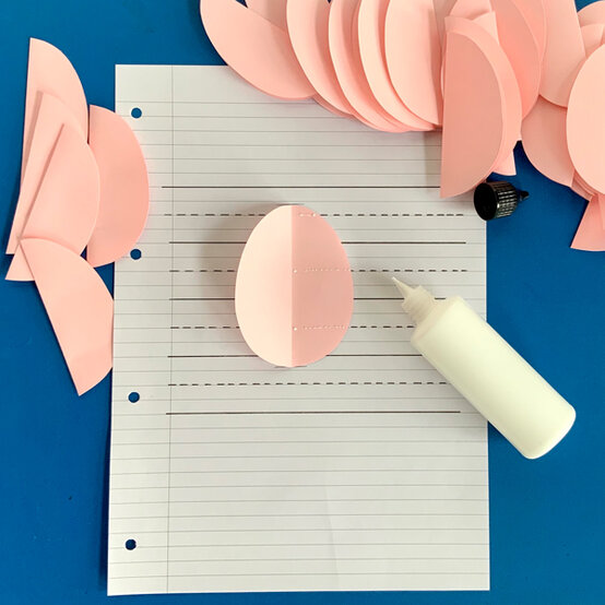 idea_honeycomb-eggs_step7.jpg?sw=554&q=85