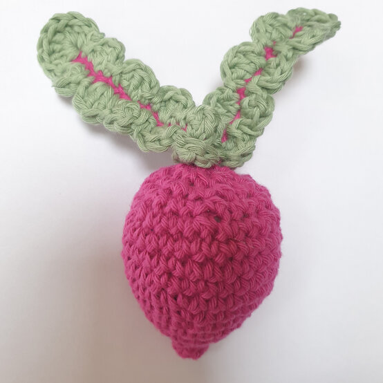 how_to_crochet_a_spring_wreath_easter-natalie-1.jpg?sw=554&q=85