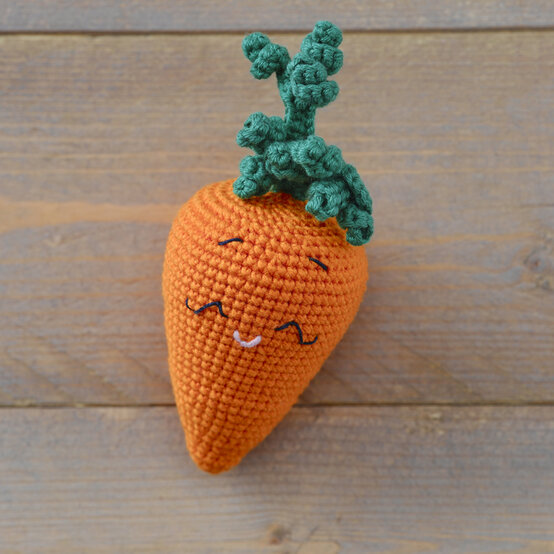 Idea_How-to-crochet-vegetables_Carrot.jpg?sw=554&q=85