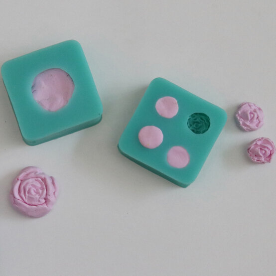 idea_how-to-make-a-fimo-clay-photo-frame_step5.jpg?sw=554&q=85