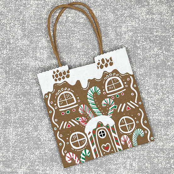 idea_ways-to-personalise-a-christmas-gift-bag-gingerbread_step5b.jpg?sw=554&q=85